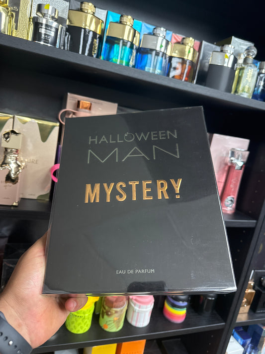 HALLOWEEN MYSTERY SET