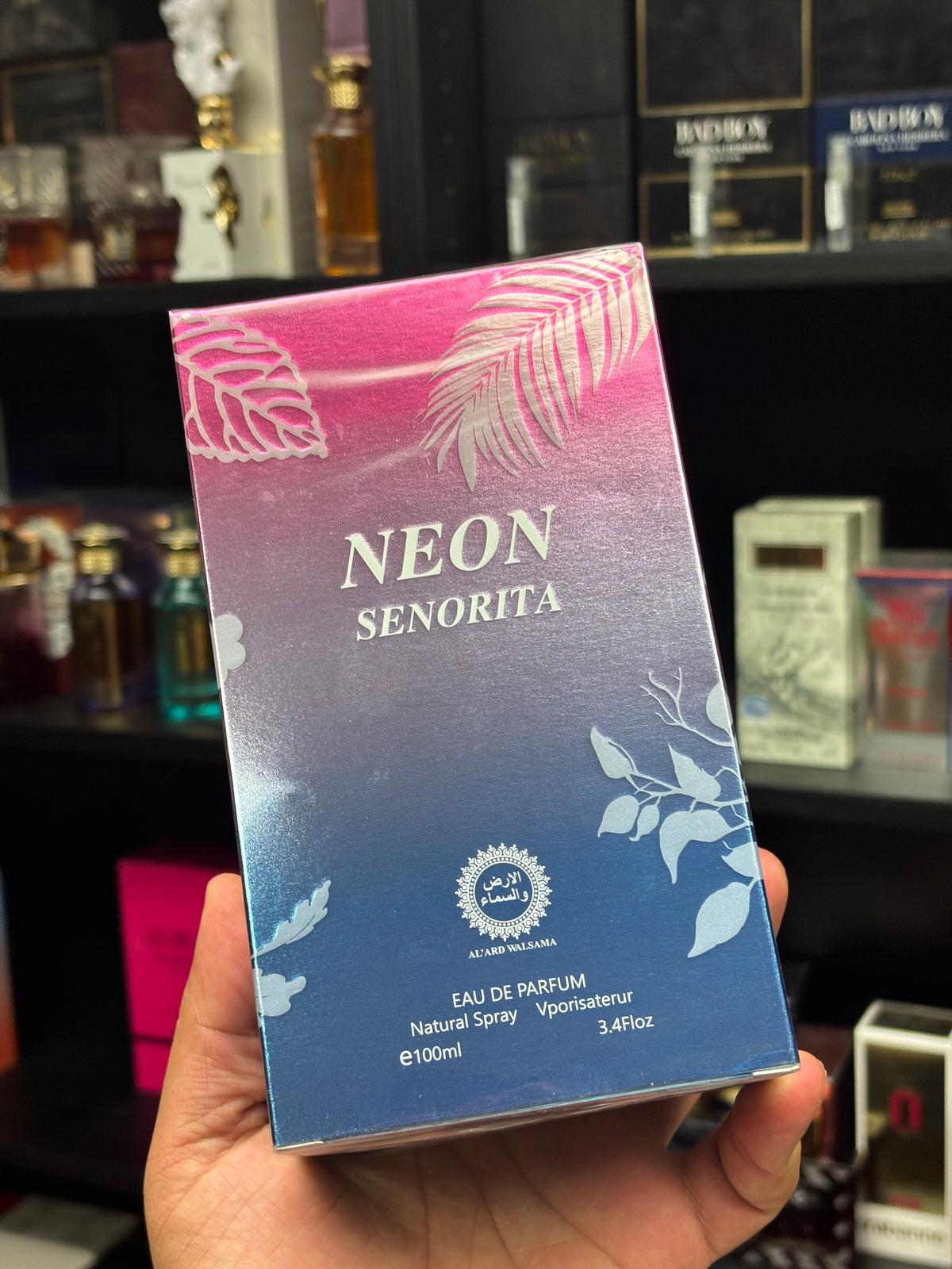 NEÓN SEÑORITA