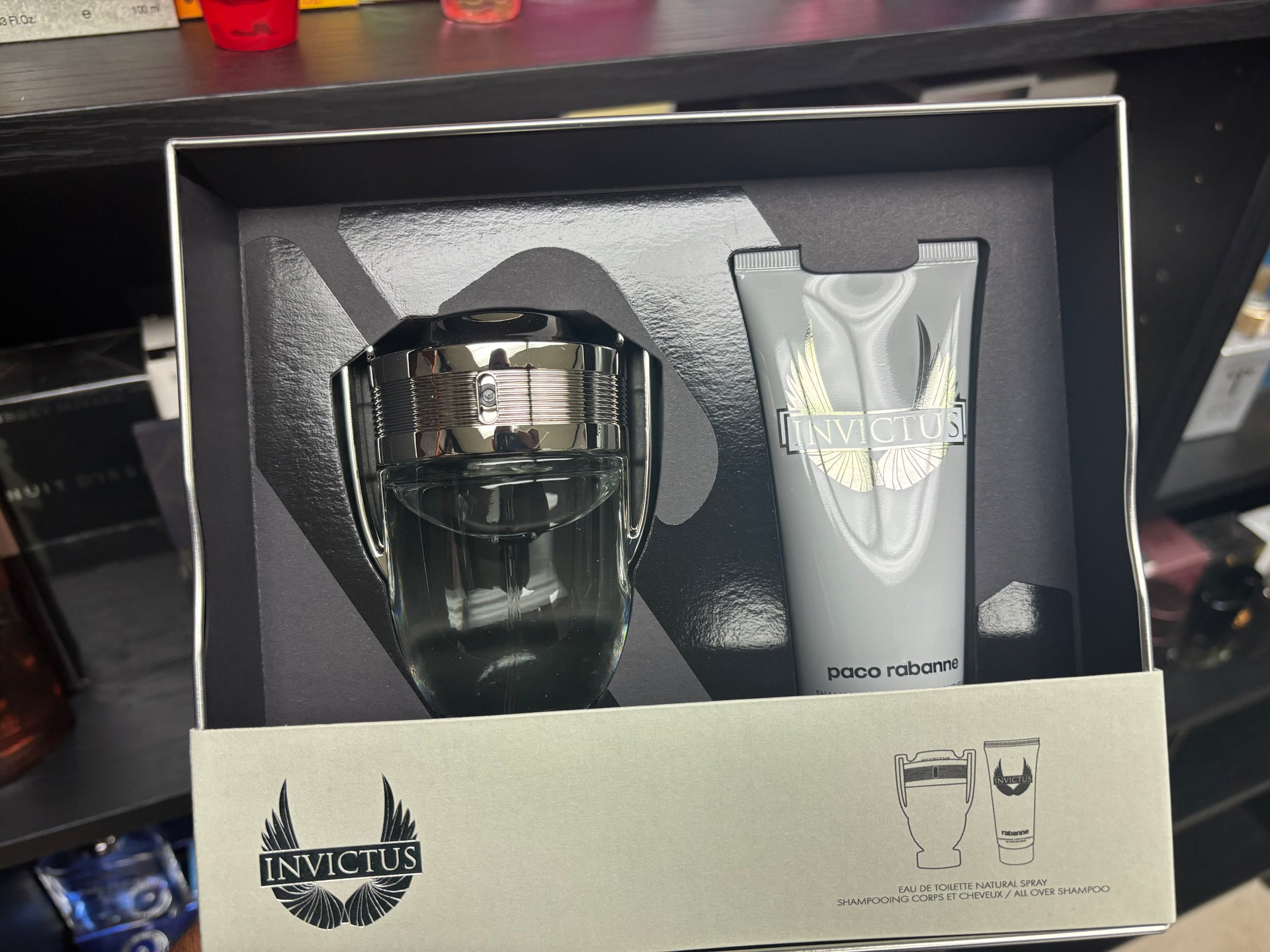 SET INVICTUS