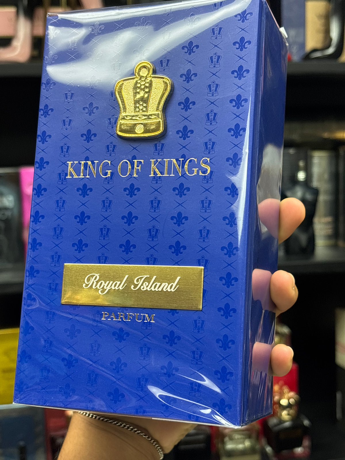 KING OF KINGS ROYAL ISLAND