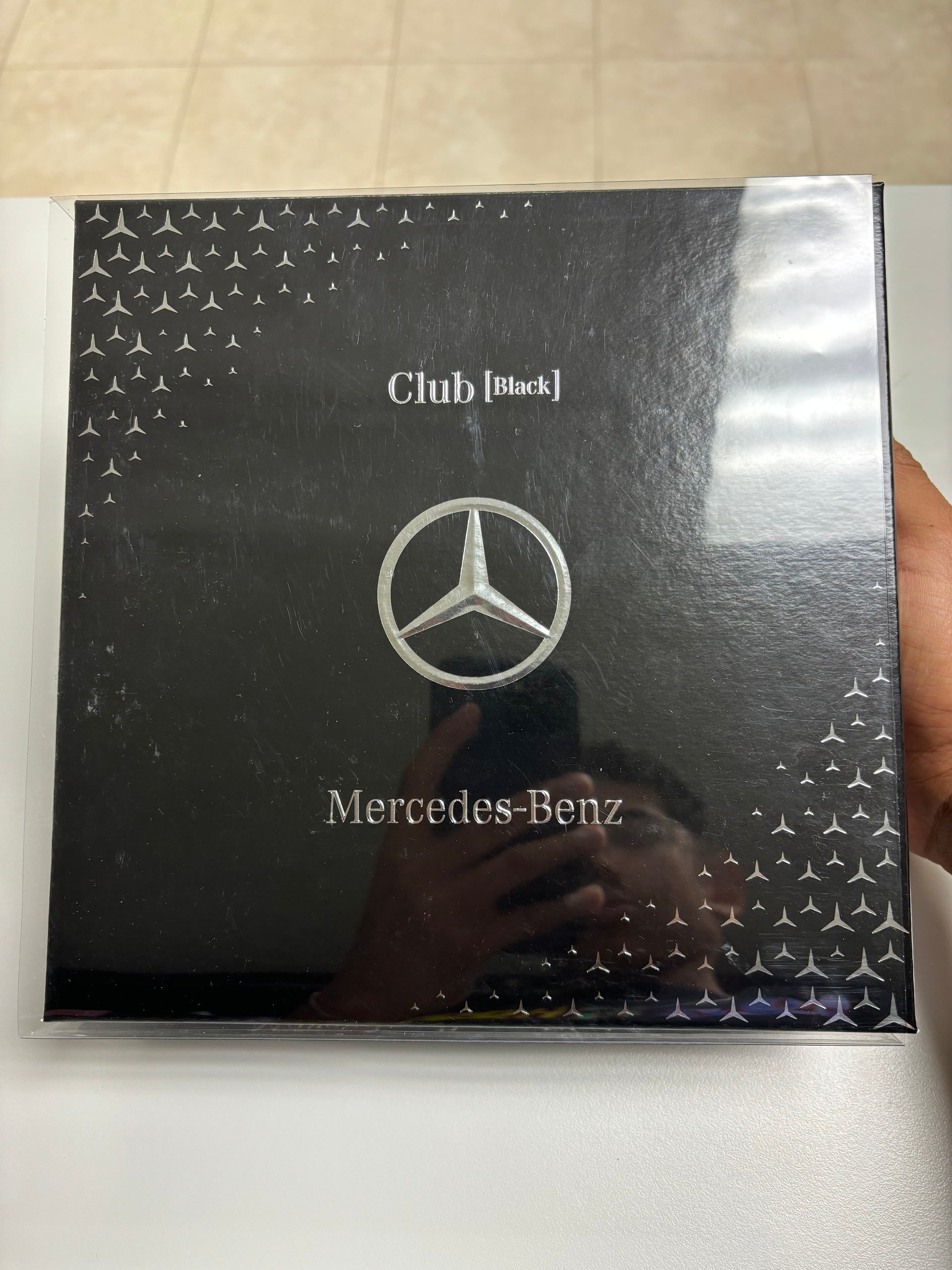 MERCEDES BENZ CLUB BLACK